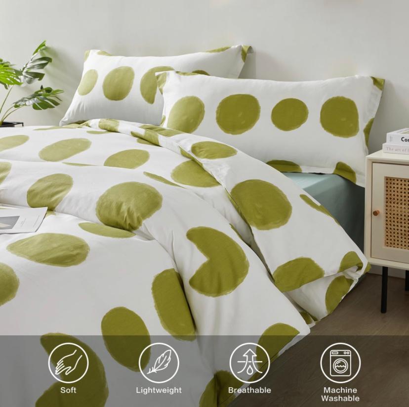 Green Polka Dot Duvet Cover Set, 4 by 6, 6 by 6, 6 by 7, 7 by 7 1Bedsheet and Matching Pillowcases Included Breathable and Lightweight and All Season Duvet Cover Set - Image 5