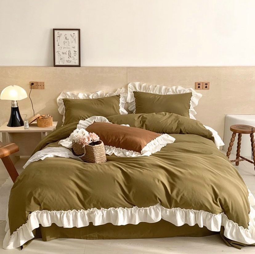 Executive Ruffle Duvet and Duvet Cover Set- Pure Polish Cotton High Quality Fabric, All Season Matching Pillowcases and Bedspread (4 by 6, 6 by 6, 6 by 7, 7 by 7)