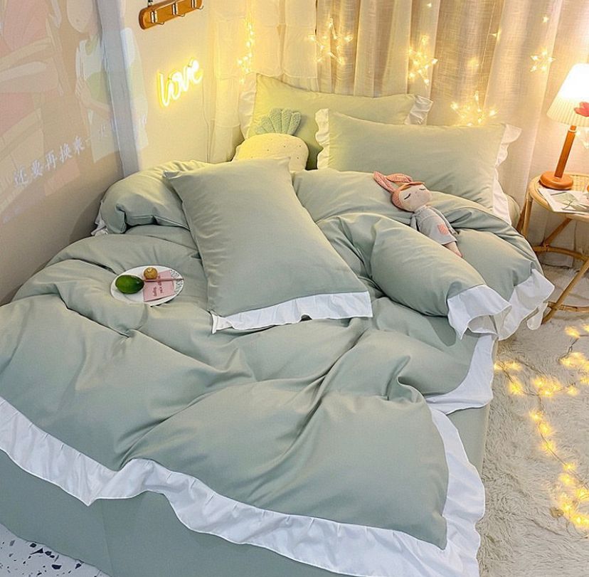 Green Executive Ruffle Duvet and Duvet Cover Set 4 by 6/ 6 by 6/ 6 by 7/ 7 by 7 Sizes - Hotel Quality Soft and Breathable Polish Cotton Luxurious Detachable Duvet Cover, Double Padded Thick Duvet 1 Bedspread and Matching Pillowcases Complete Bedding Set