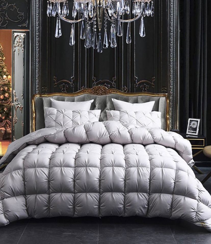 Grey Double Padded Pintuck Duvet Set