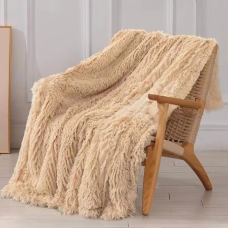 Plush Faux Fur Throw Blankets Soft Thick Cozy Throws Blanket for Multipurpose Use
