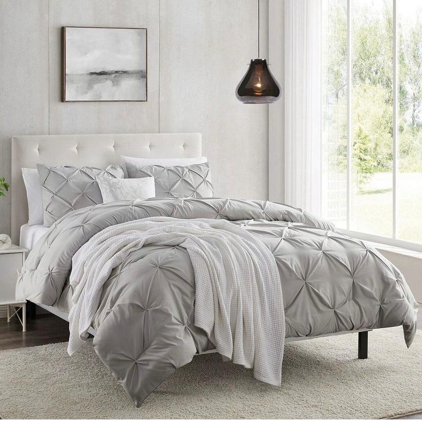 Light Grey Pintuck Duvet Set 4 by 6/ 6 by 6/ 6 by 7/7 by 7 Sizes High Quality Pinch Pleated Pintuck Duvet +Bedspread and Matching Pillowcases Set