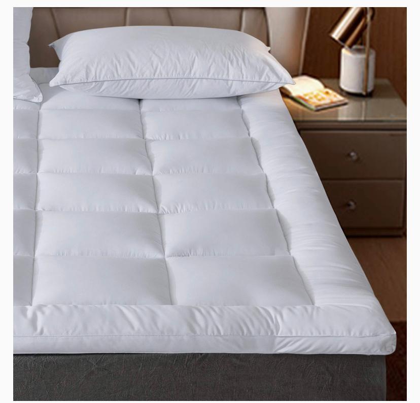 Super Soft and Comfortable Mattress Topper, Relief Body Pain, 4 Corners Straps and Noiseless Fabric Topper (4 by 6, 4 .5 by 6, 6 by 6, 6 by 7, 7 by 7) Mattress Topper