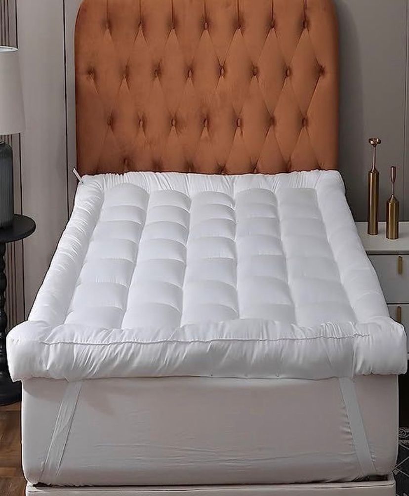 Mattress Topper for Back Pain Relief - Super Soft and Comfy Body Friendly Mattress Topper Ideal Home, Bedroom, Hotel, School (4 by 6, 6 by 6, 6 by 7, 7 by 7)White