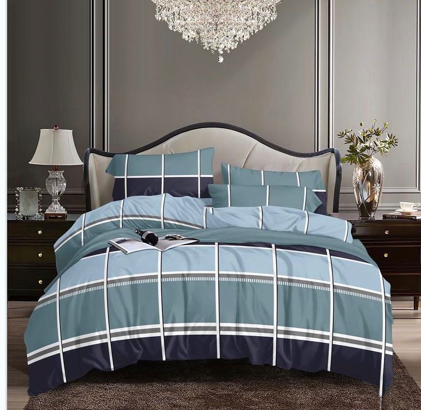 Multicolor Duvet with Matching Pillowcases and Bedspread Set Doesn't Shred Nor Fade (4 by 6, 6 b 6, 6 by 7,7 by 7)
