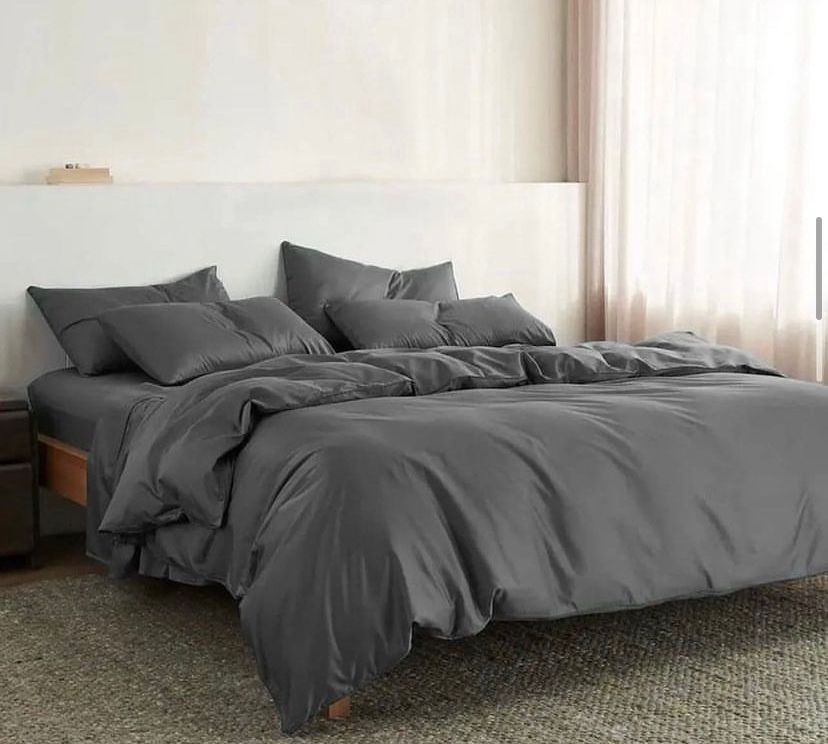 All Season Grey Duvet Set - High Quality Soft and Breathable Cotton Grey Bedding Set, Including Duvet + Matching Pillowcases and Bedspread Set (Sizes: 4 by 6, 6 by 6, 6 by, 7, 7 by 7)