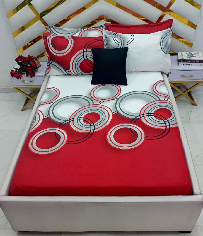 Elegant Red and White Circle Pattern Cotton 4 by 6 Bedsheet Set, Fade and Shred Resistant Bedsheet Set, Soft and Skin Friendly Bedsheet Set + 2 Pillowcases Set
