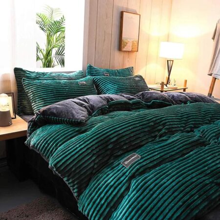 Fluffy Duvet and Duvet Cover Sets, Green Velvet soft and Warm, All Season Fur Duvet and Duvet Cover with Bedspread and Matching Pillowcases(4 by 6, 6 by 6, 6 by 7, 7 by 7)