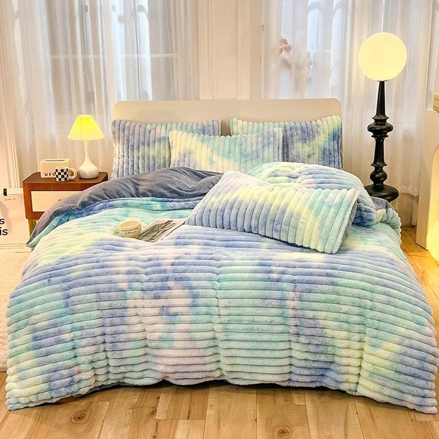 Soft Velvet Tie Dye Striped Duvet Cover, 6 by 6 King 6 by 7 Super King Sizes, Very Fluffy Lush and Soft 1 Duvet Cover with 1 Duvet Insert, 1 Blanket, 1 Flat Sheet, 4Pillowcases Zipper Closure Perfect Decor - Image 3