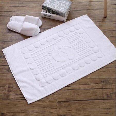 White Bathmat, Soft -fluffy and Water Absorbent