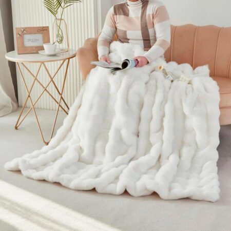 Faux Fur Buddle Throw Plush Blanket, Super Soft Fluffy Blanket for Couch, Chair, Sofa, Bed White (130cm by 160cm, 160cm by 200cm, 180cm by 200cm)