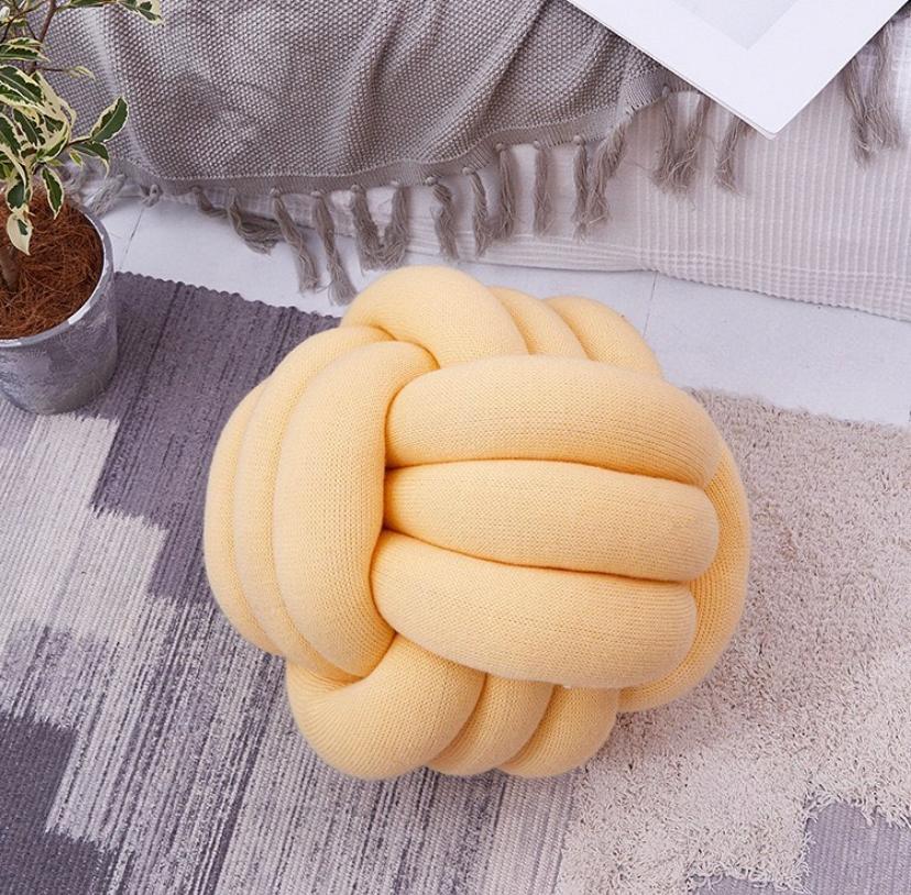 Soft Fluffy Ball Knot Throw Pillow, Handmade 3 Strand Throw Pillow Cushion for Decoration Sofa Bed Offices Room Home Decor Comfortable Yellow Knot Pillow