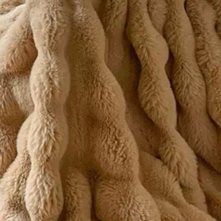 1Piece Luxury Plush Fur Bubble Blanket, Cozy Super Soft Fluffy and Thick Blanket for Home, Sofa Cover, Bedding - Image 4