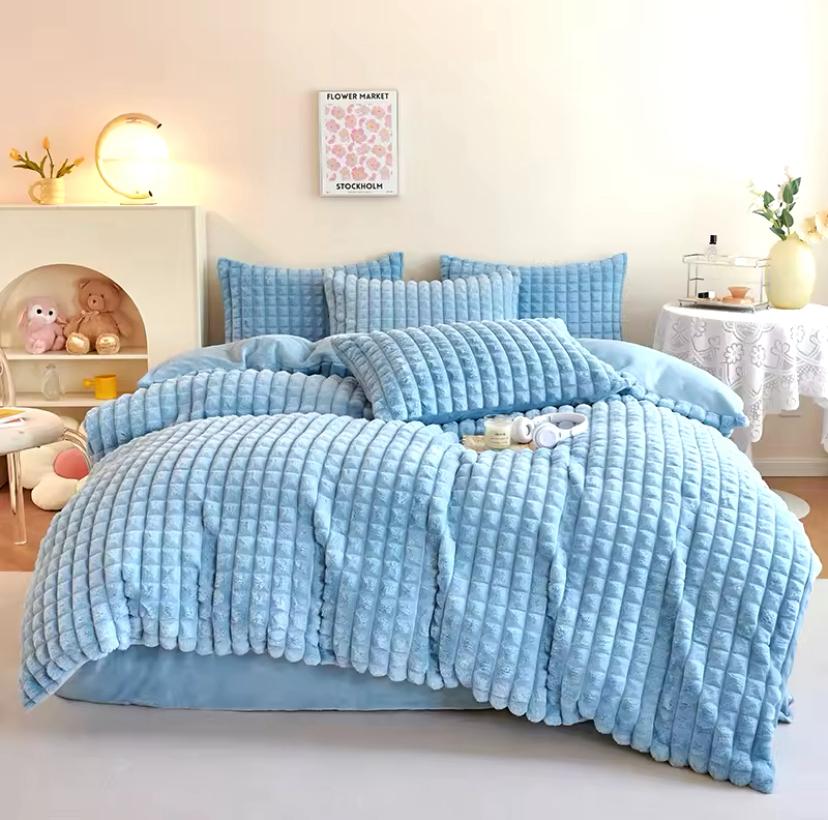 Luxury Faux Fur Velvet Fleece Plush Duvet and Duvet Cover with Bedsheet and Pillowcases, Fluffy Soft Bedding Set (4by6/ 6by6/ 6by7/ 7by7 Sizes) - Image 2