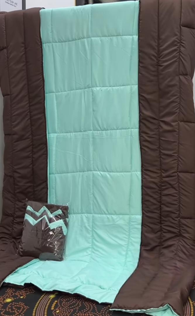 Reversible Duvet Set, Ultra Soft Breathable and Durable Box Quilt Reversible Comforter, 4/6-Piece with 1 Duvet, 1 Bedsheet and 2/4 Pillowcases, 4by6/ 6by6/ 6by7/ 7by7, Chocolate/ Blue - Image 5