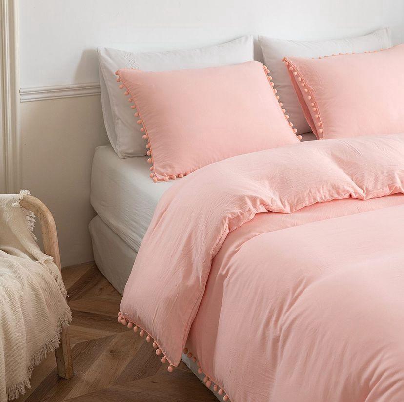 Pom Pom Duvet and Duvet Cover Set - 5/7 Piece Hotel Quality Soft Breathable Polish Cotton Bedding Set (Peach Pink, 4by6/ 6by6/ 6by7/ 7by7 Sizes) - Image 4