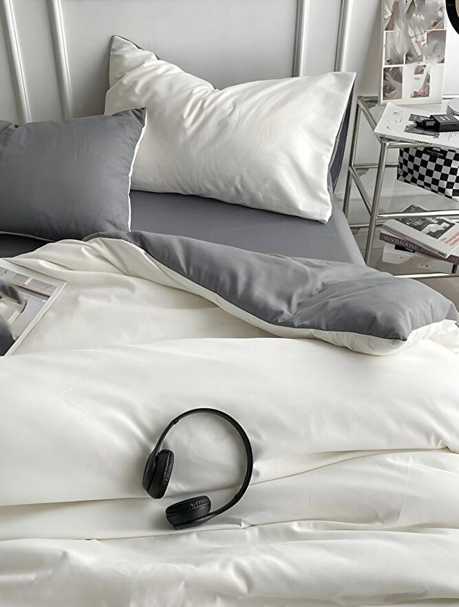 white reversible duvet set