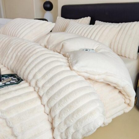 white faux fur stripes duvet set