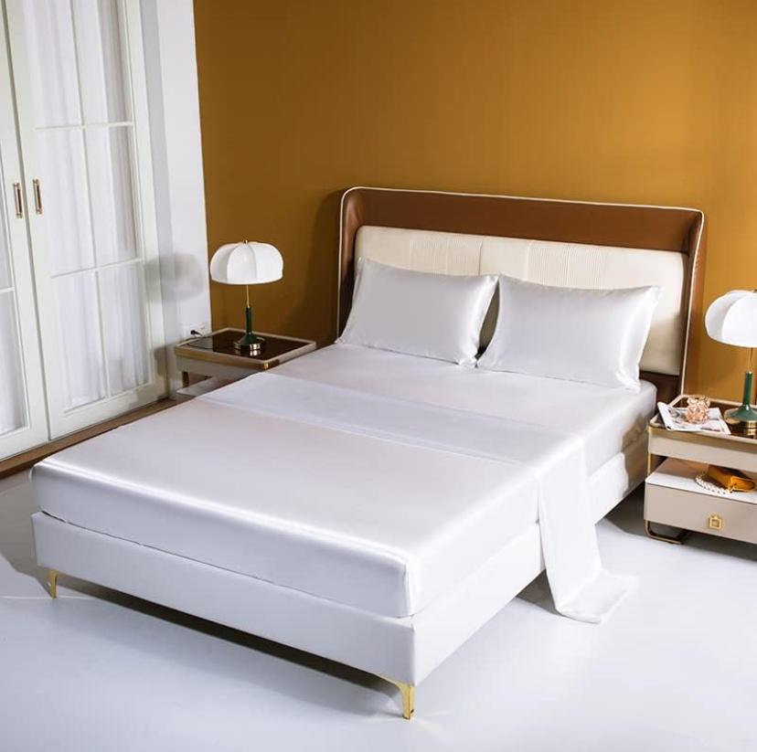 Silk white duvet cover set