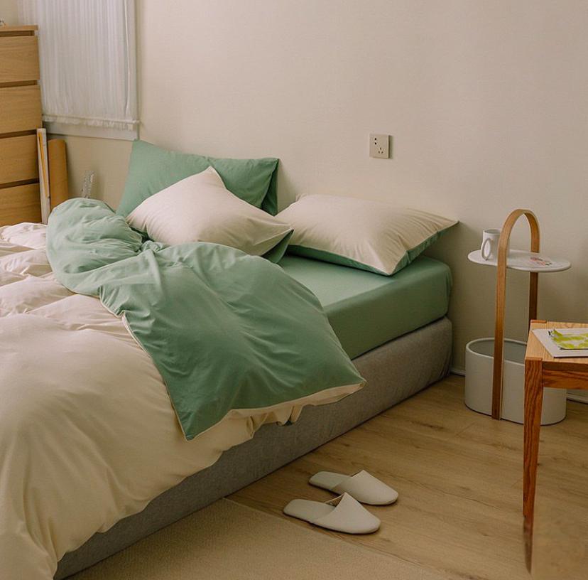 Sage green and apricot reversible duvet set