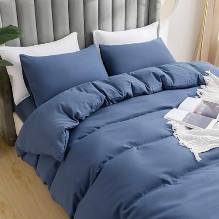 Blue quilted duvet set