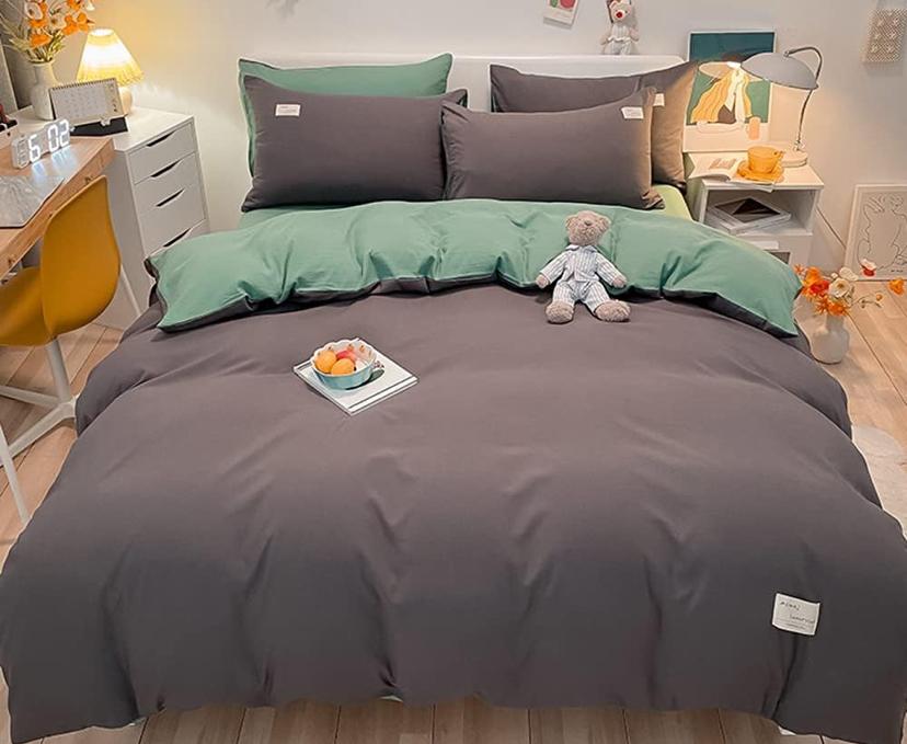 Grey and green reversible duvet set